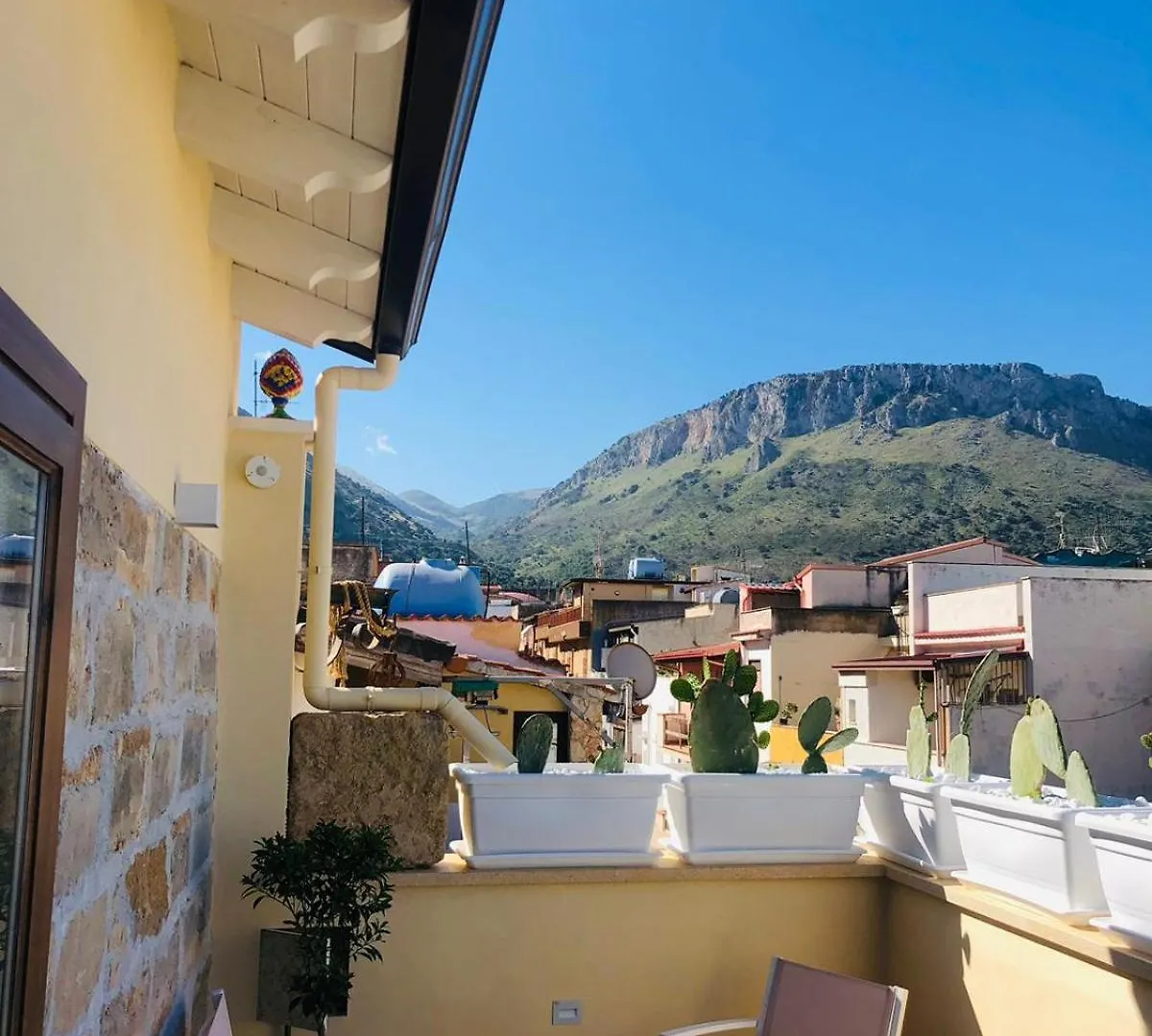 Le Tre Ninfe Cinisi Bed and Breakfast