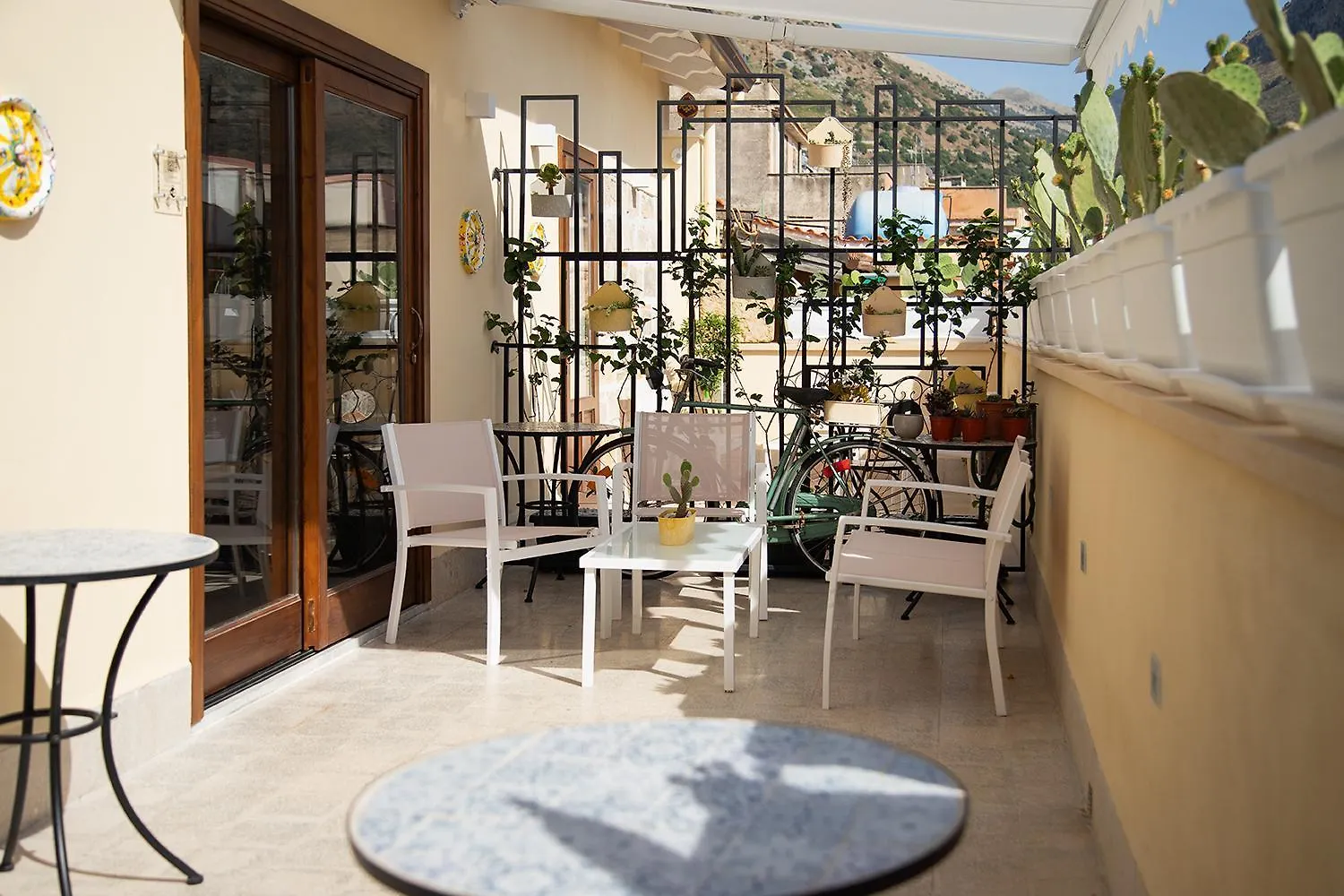 Bed and Breakfast Le Tre Ninfe Cinisi Bed & Breakfast
