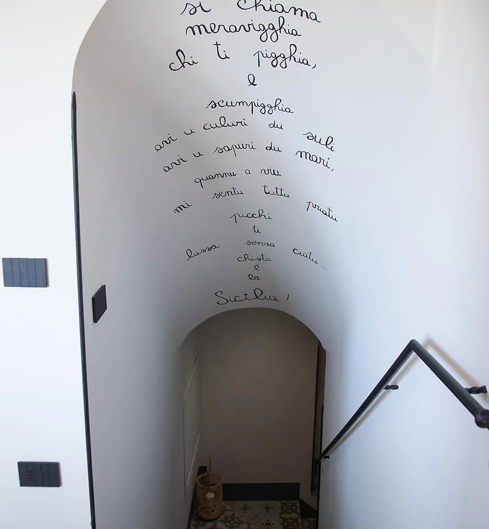 Bed and Breakfast Le Tre Ninfe Cinisi 0*,